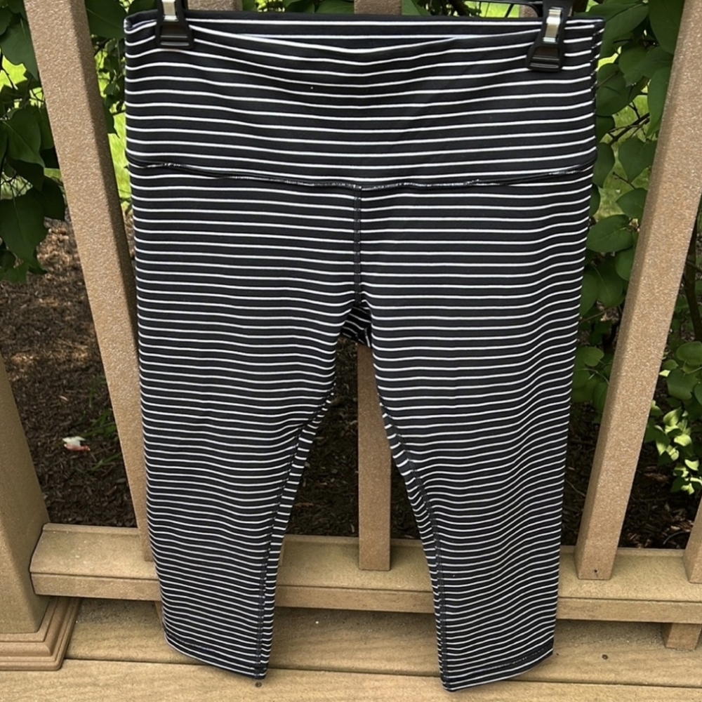 Lululemon Striped Crop Pants Size 10